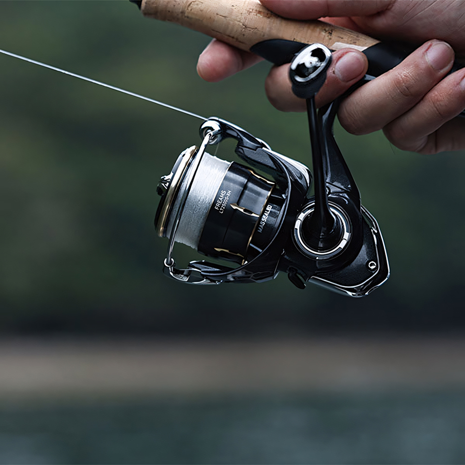 DAIWA 2026 FREAMS İplikli Maka - Daiwa Reel Fuego incelemesi ve fiyatı